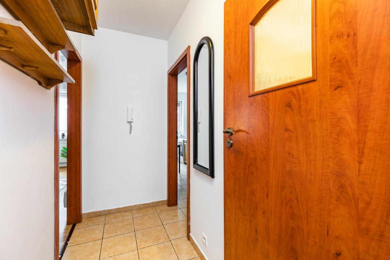 Superapart Stanow Zjednoczonych 72 Daire Varşova Dış mekan fotoğraf